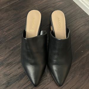 ALDO Black leather Mules. Size 6.